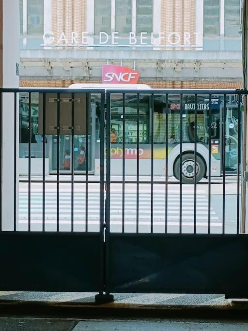 Spacieux T2 Cosy En Face De La Gare Avec Garage ! Belfort Bagian luar foto