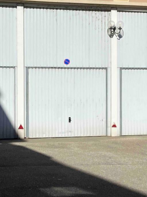 Spacieux T2 Cosy En Face De La Gare Avec Garage ! Belfort Bagian luar foto